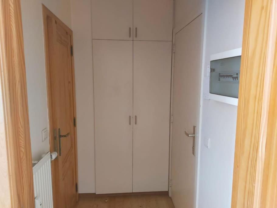 Charming 1-Bedroom Apartment Bryssel Exteriör bild