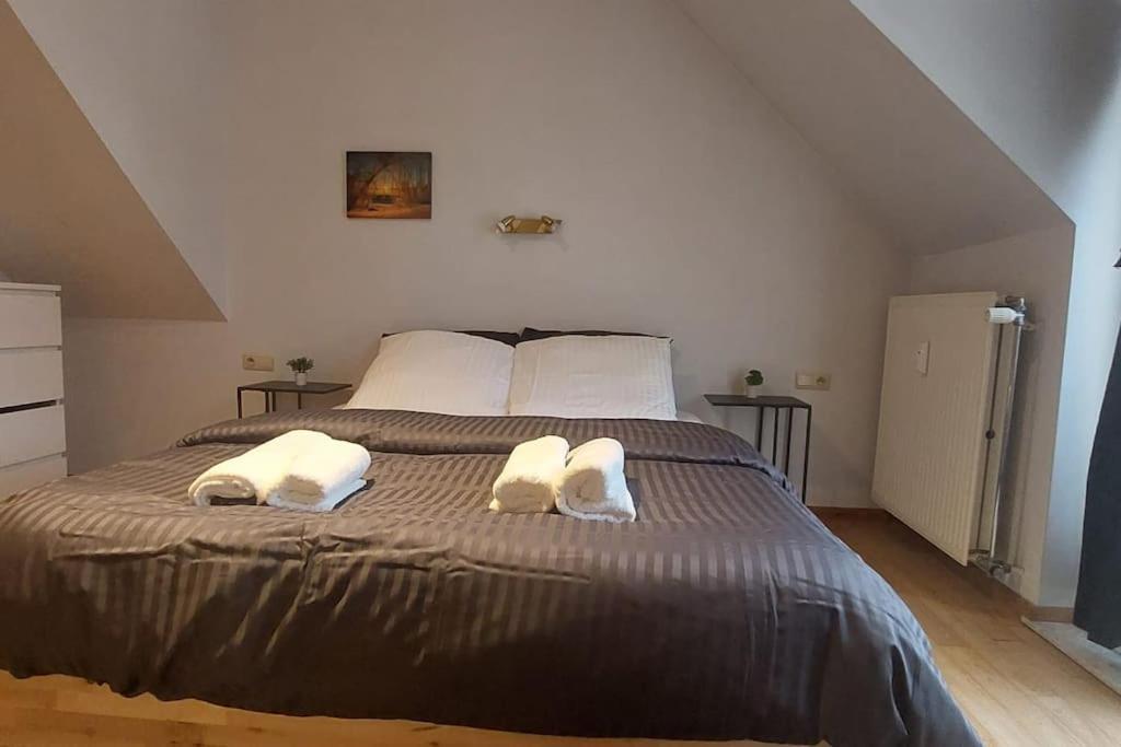 Charming 1-Bedroom Apartment Bryssel Exteriör bild